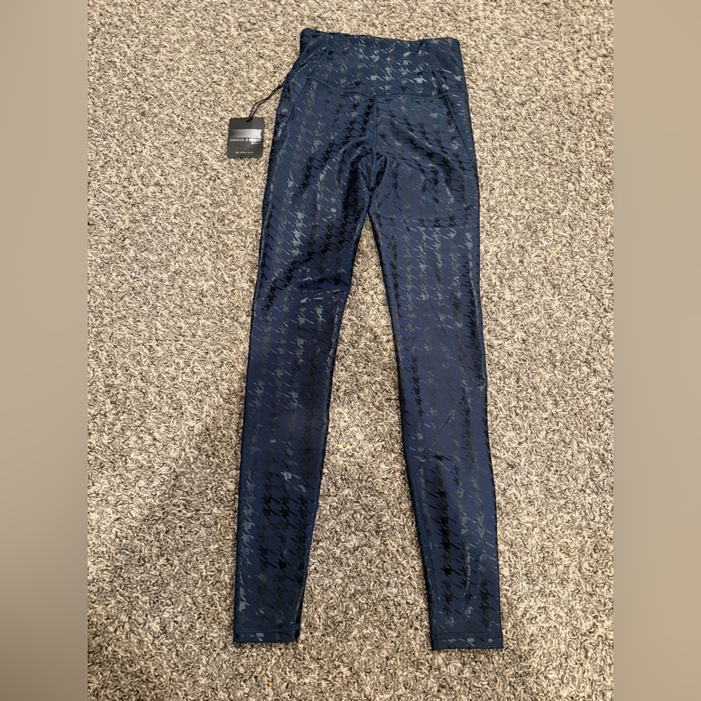Savage X Fenty Sport Leggings - Picture 2 of 3
